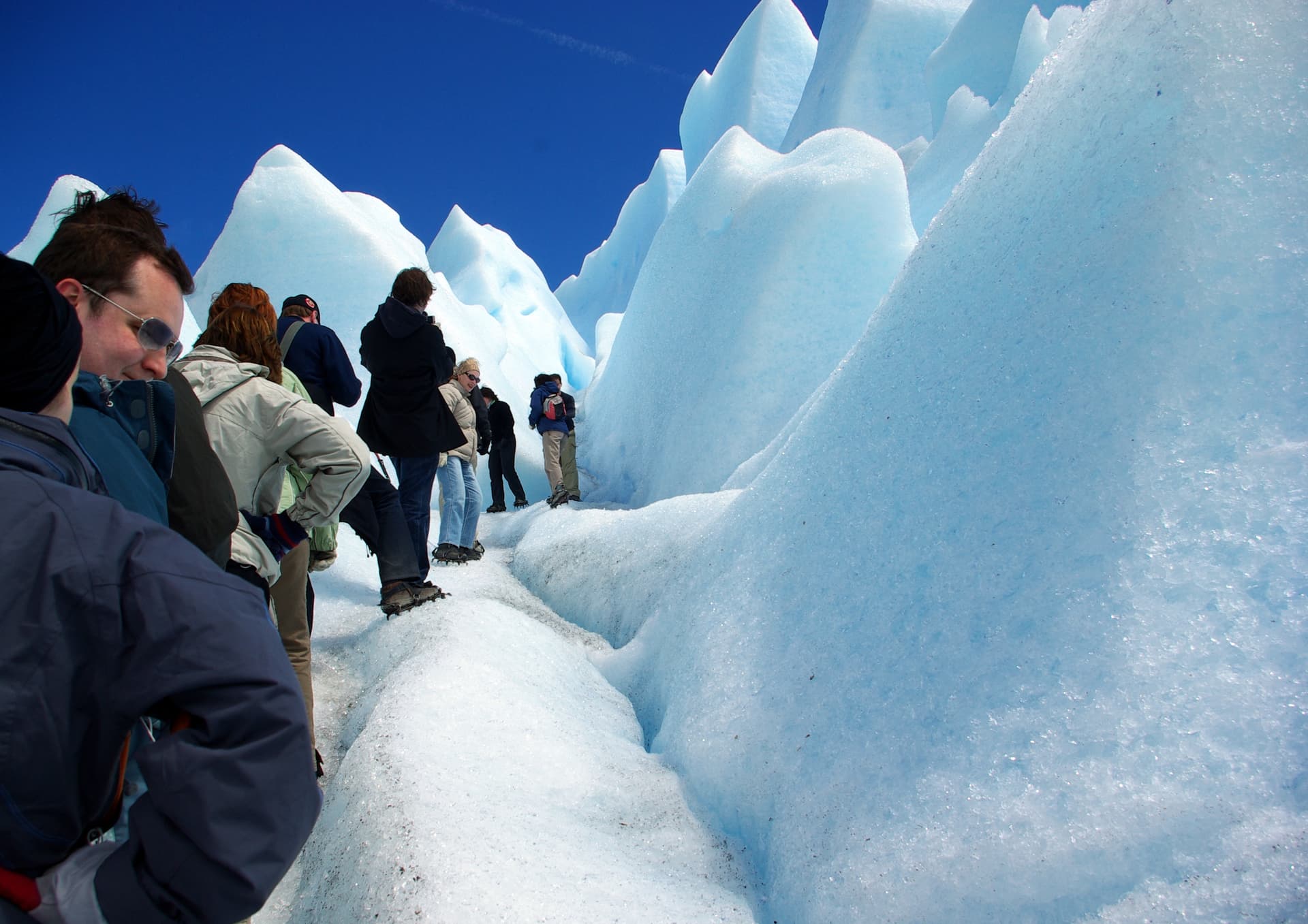 Caminata con crampones sobre el Glaciar Perito Moreno