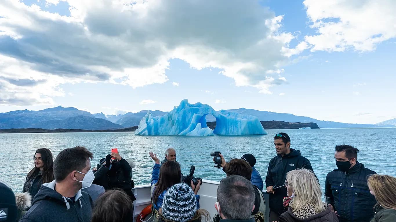 Navegación Todo Glaciares por el Lago Argentino (foto 10)